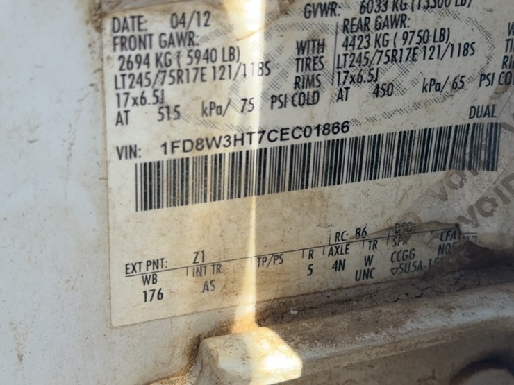 2012-ford-f350-image-21