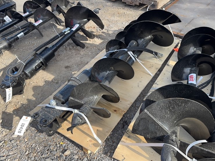 #6013-•-mini-excavator-post-hole-auger-image-2