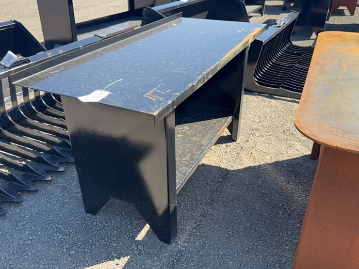 #1036-•-60"-metal-work-bench-image-1