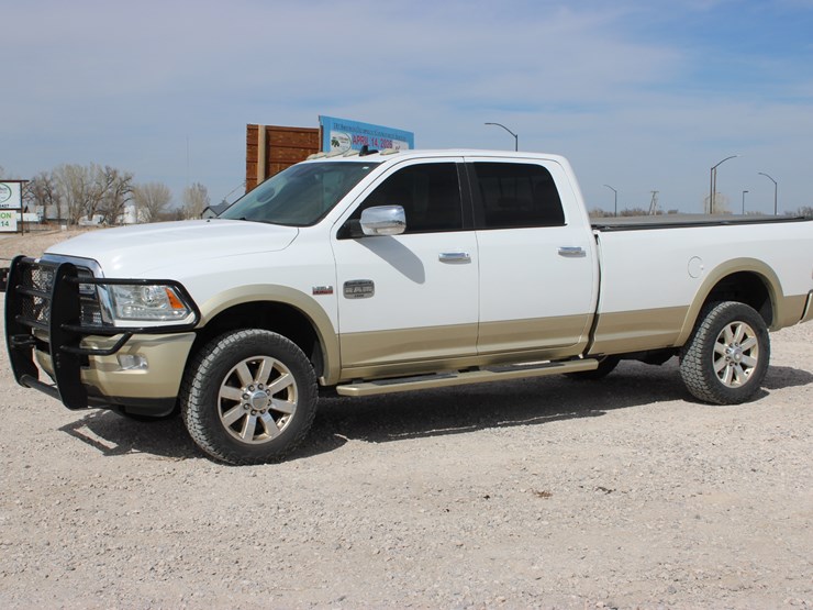 2015-ram-2500-laramie-longhorn-image-13