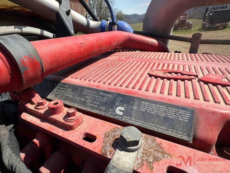 2015-peterbilt-389-image-39