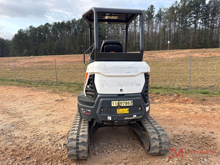 2020-bobcat-e26-image-7