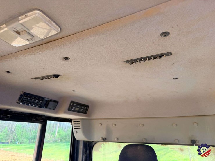 2018-komatsu-d51exi-24-image-32