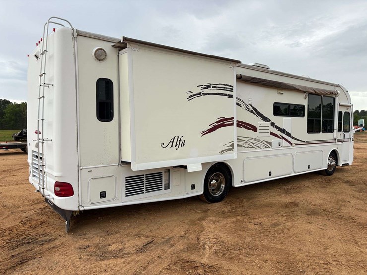 2007-freightliner-alfa-diesel-pusher-motorhome-(37,286-miles)-image-3