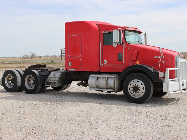 2004-kenworth-t800-image-6