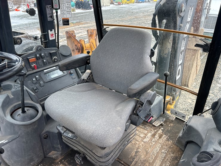 deere-310sj-image-86