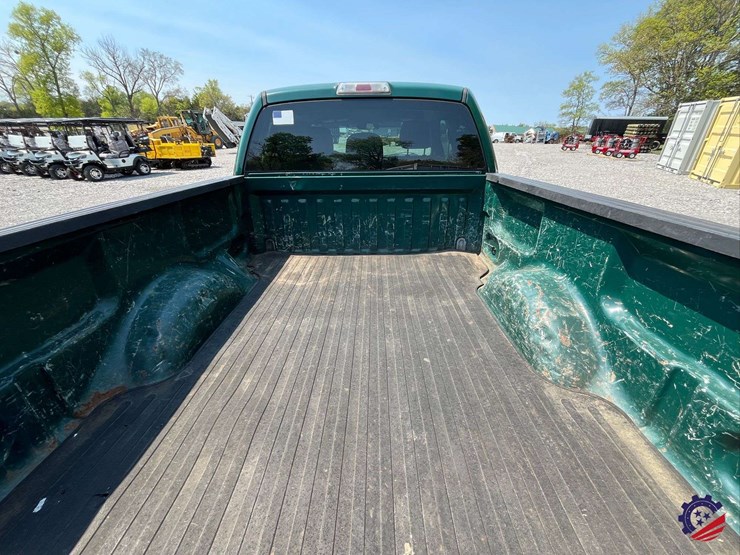 2011-ford-f150-xl-image-31