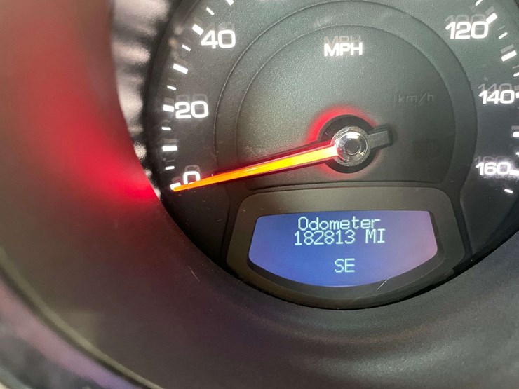 2011-cadillac-cts-4-door-sedan-(182,813-miles)-image-26