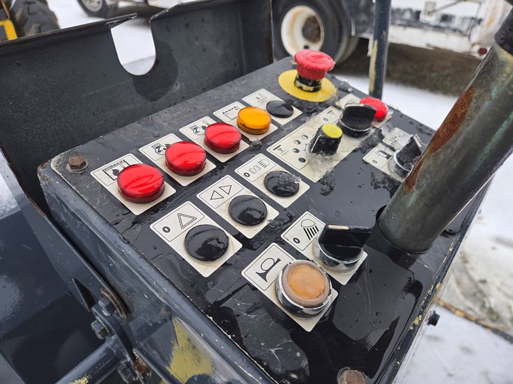 2004-bomag-bw120ad-4-image-28