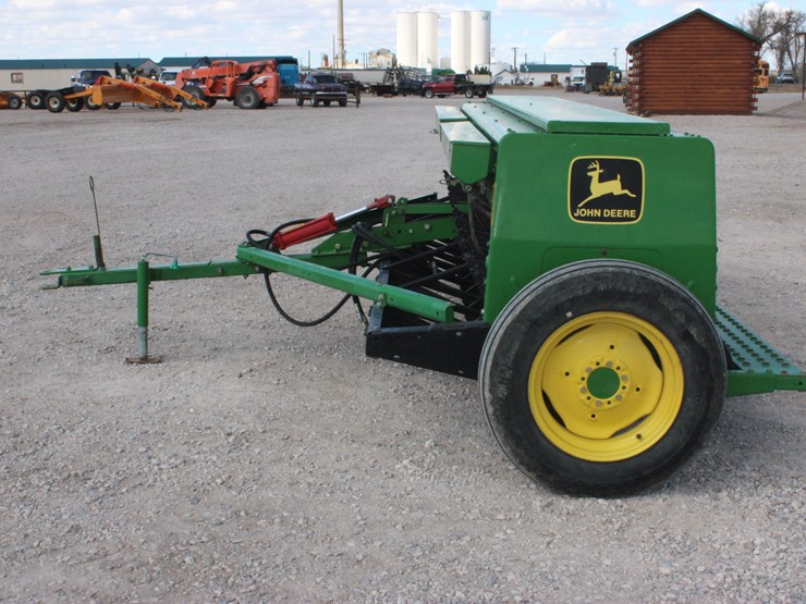 john-deere-450-image-8