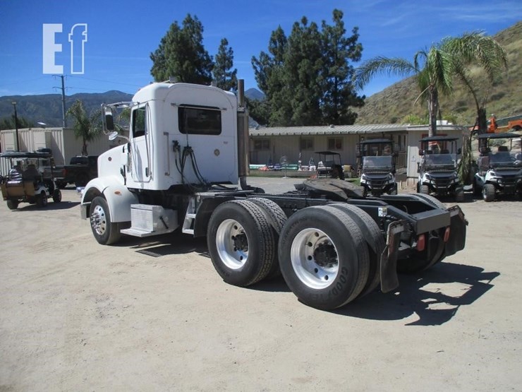 2008-peterbilt-367-image-4