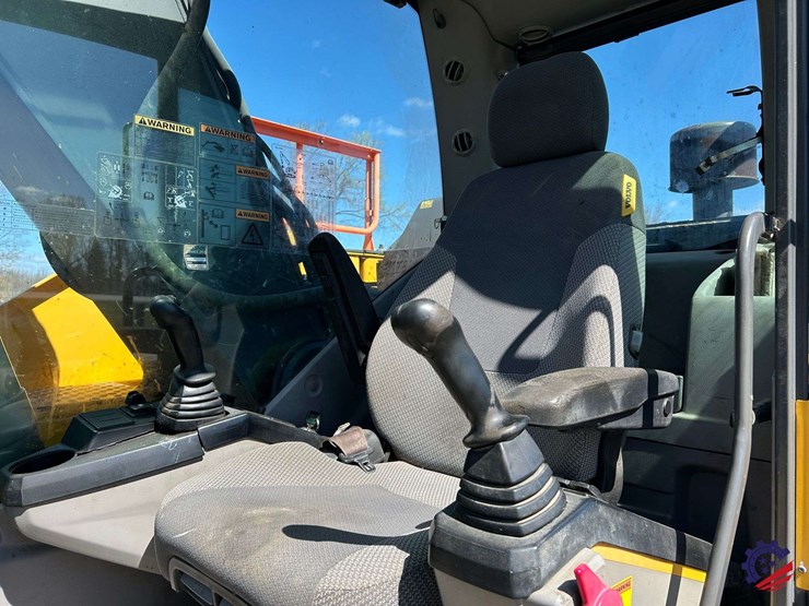 2018-volvo-ec220el-image-97