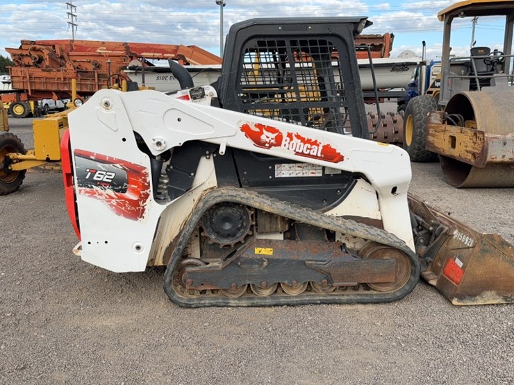 2022-bobcat-t62-image-5