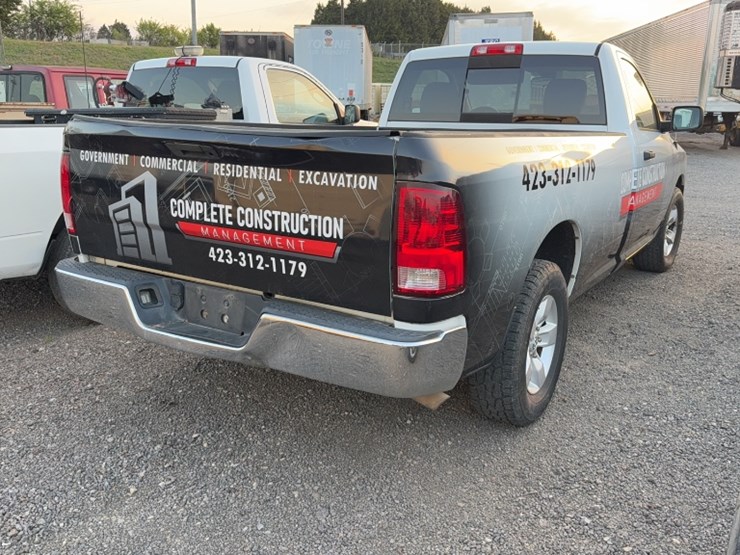 2014-dodge-1500-image-8