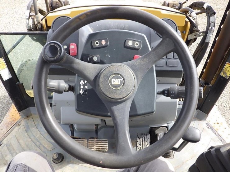2014-caterpillar-430f-it-image-39