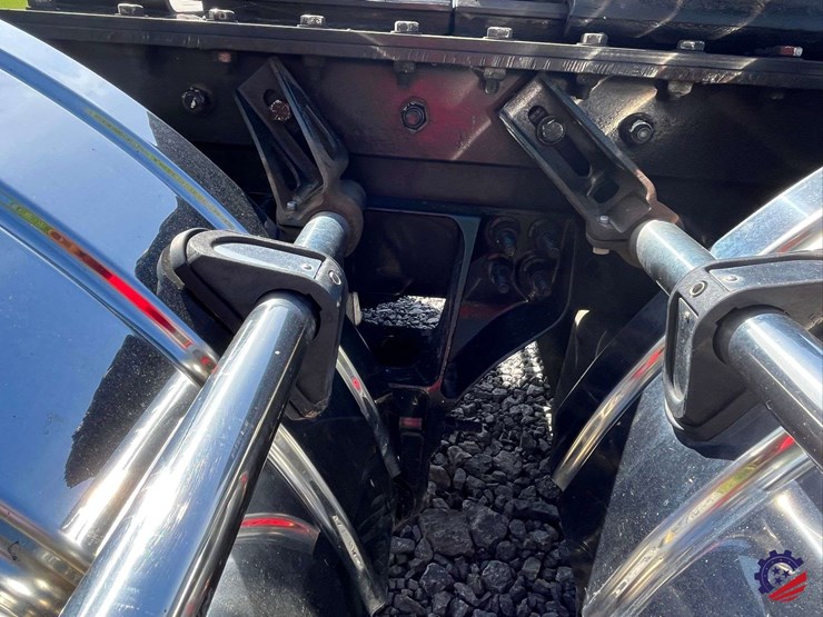 2024-international-hx520-image-56