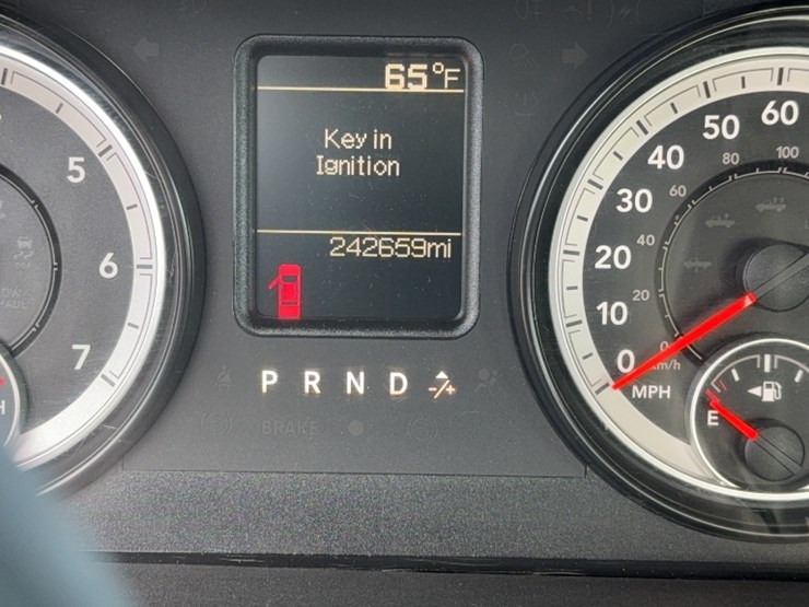 2015-dodge-1500-image-20