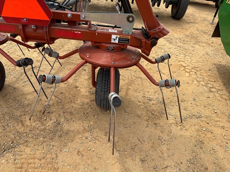 2024-pequea-ht4102-image-7