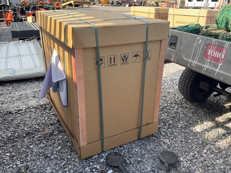 #6023-•-massage-chair-image-1