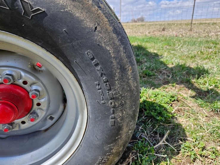 massey-ferguson-1393-image-37