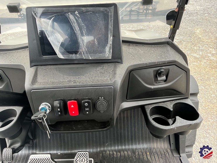 2025-sdlanch-sdlgc80-4-seat-electric-golf-cart-image-27