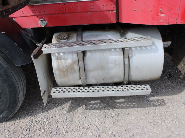 2004-kenworth-t800-image-41