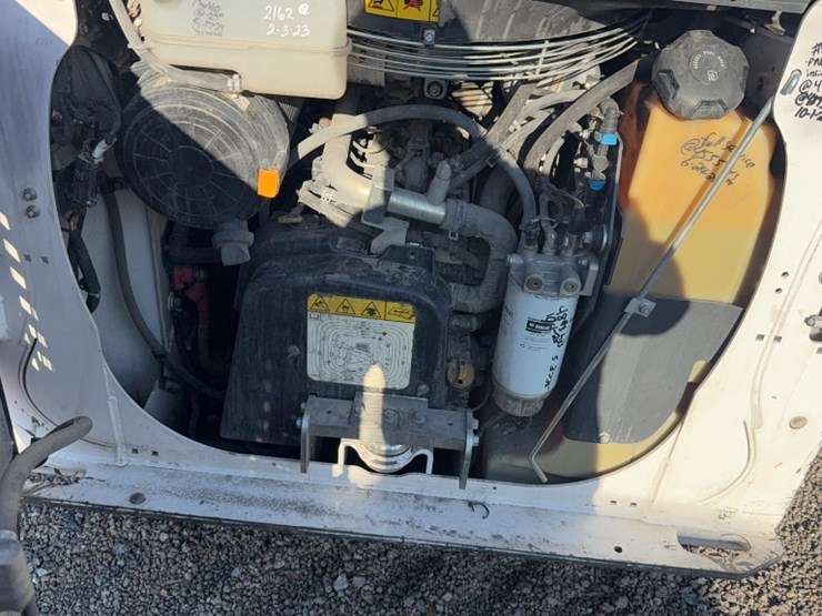 2021-bobcat-s64-image-9