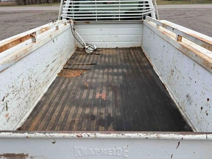 2000-chevrolet-2500-image-8