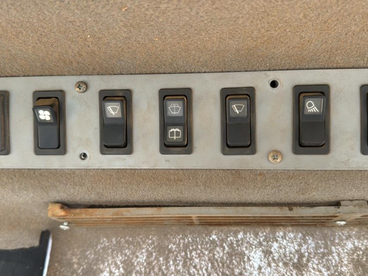 caterpillar-525b-image-52