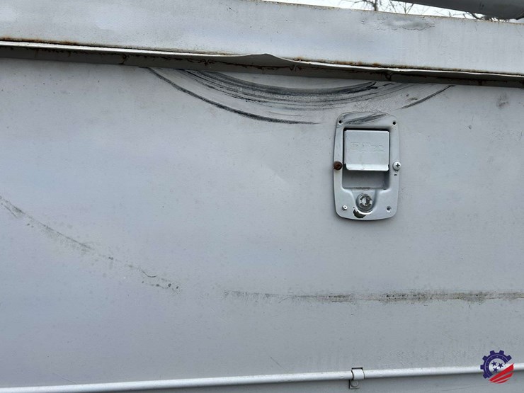 2009-international-7400-image-30