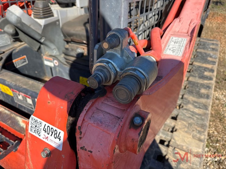 2017-kubota-svl75-2-image-8