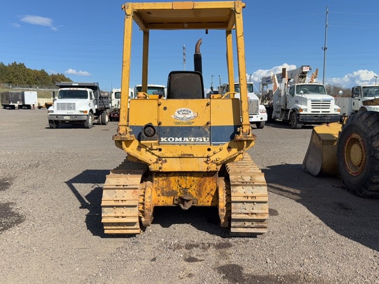 komatsu-d37e-2-image-8