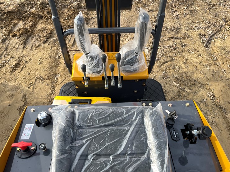 #1041-•-new-ats-rt12r-mini-excavator-image-11