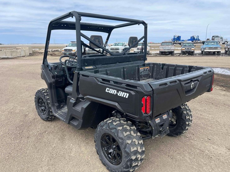 2023-can-am-defender-hd9-image-6