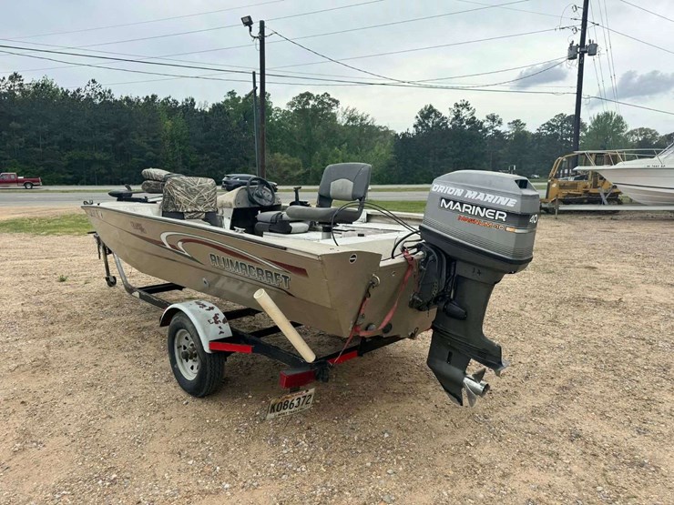 2003-alumacraft-crappie-pro-w/mariner-magnum-40-motor-image-3