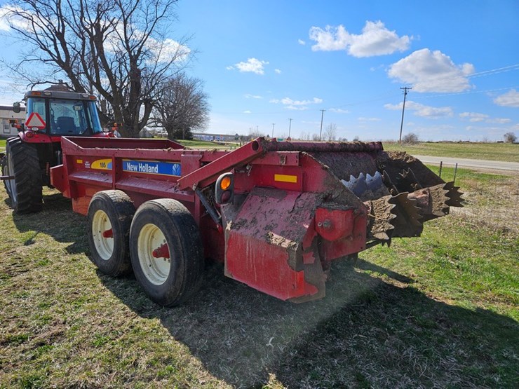 2019-new-holland-195-image-4