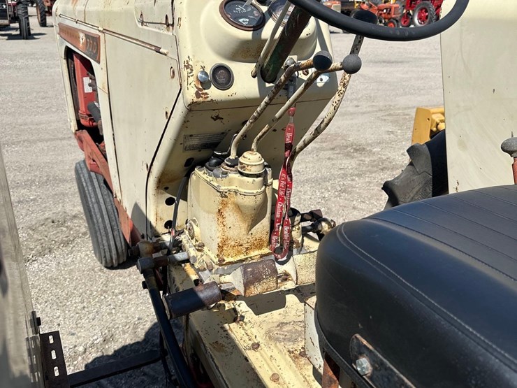 cockshutt-770-image-11