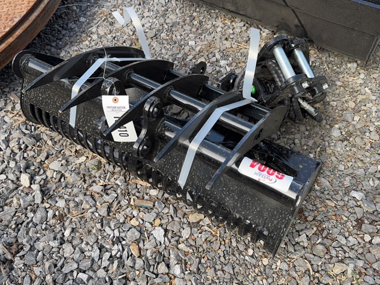 #6004-•-mini-excavator-attatchment-package-image-3