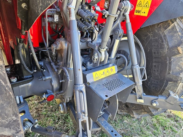 massey-ferguson-4710-image-26