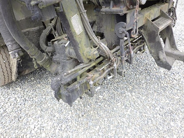 1995-ford-f800-image-13