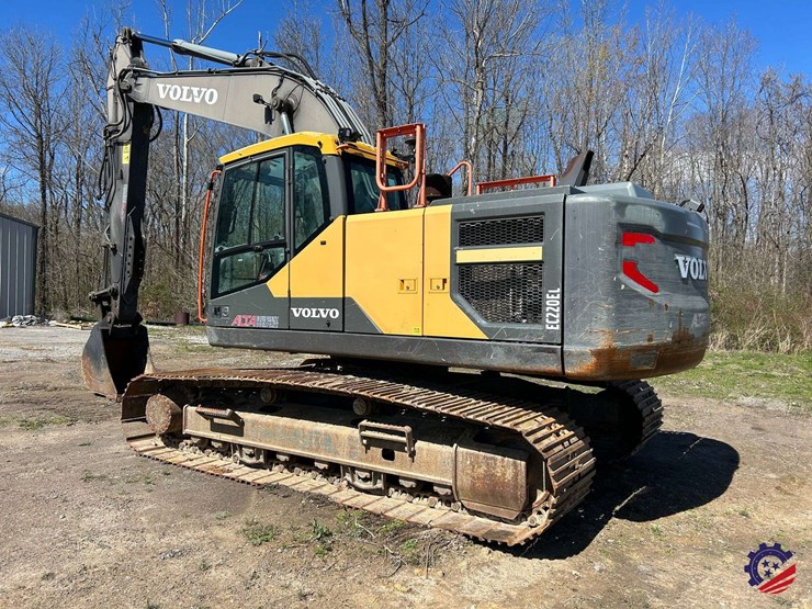 2018-volvo-ec220el-image-4