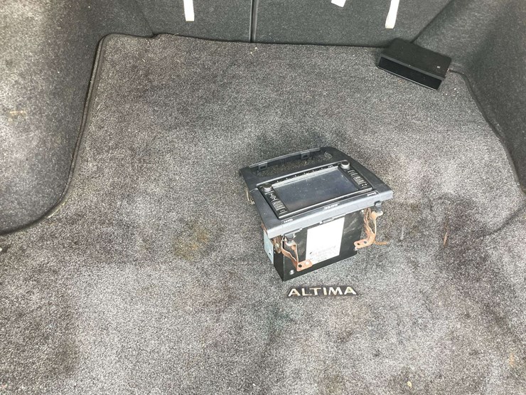 2007-nissan-altima-sl-4-door-sedan-(254,637-miles)-image-15