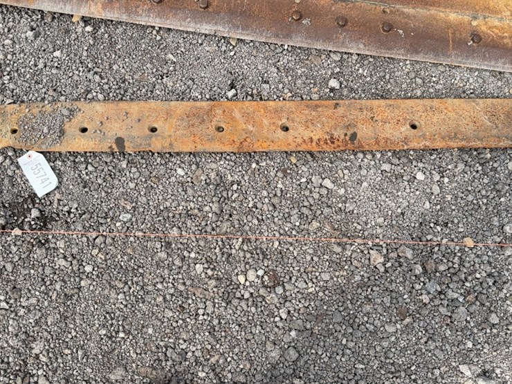 caterpillar-60-image-1