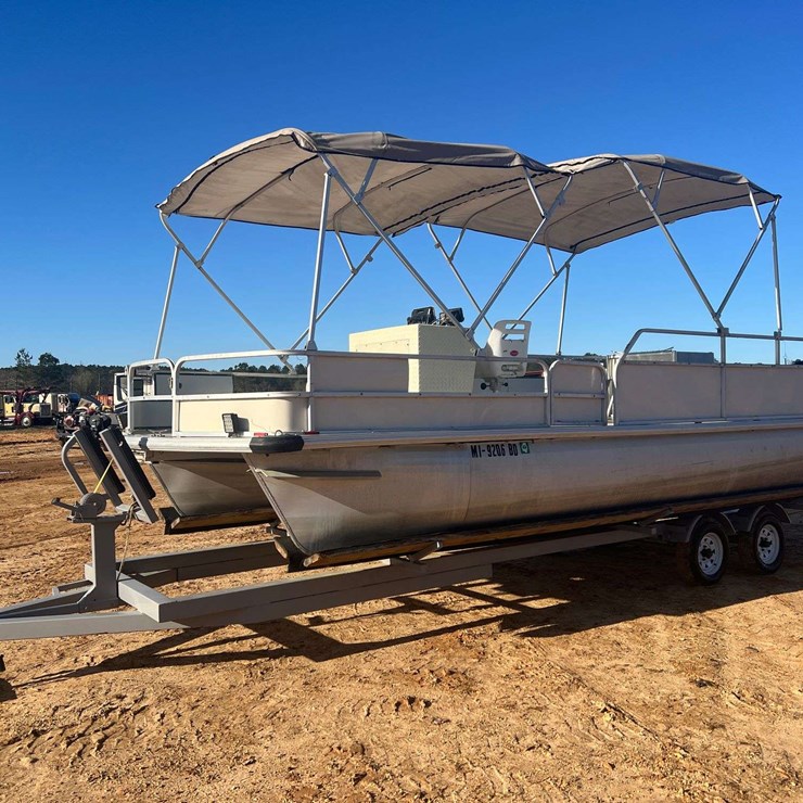 2000 All Aluminum 25' Pontoon Boat w/ Trailer