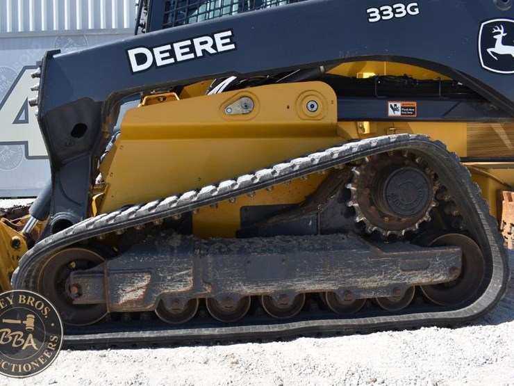 2020-deere-333g-image-22