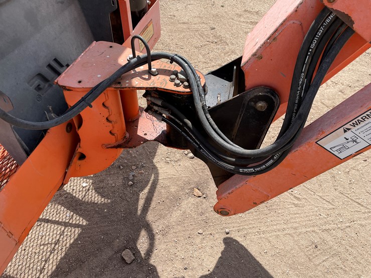 #3999-•-jlg-lift-600-aj-image-39