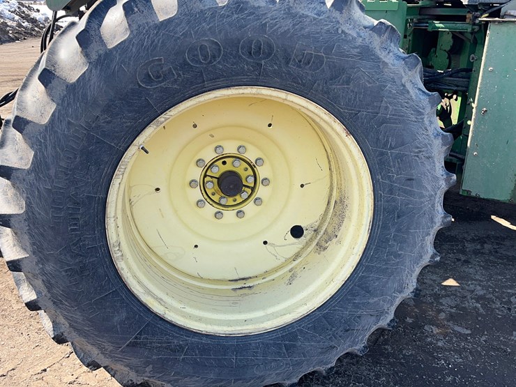 john-deere-8760-image-12