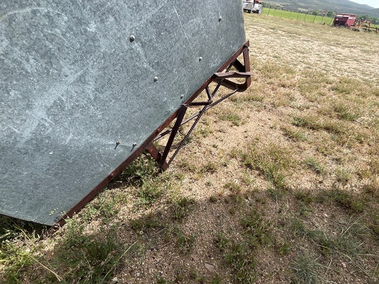 #4074-•-cattle-feeder-image-8