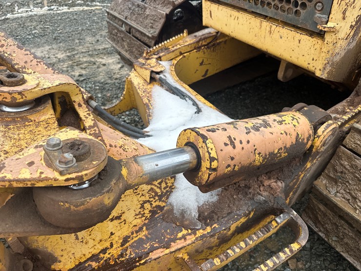 komatsu-d41p-6-image-19