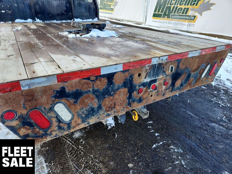 2015-ford-f550-image-34